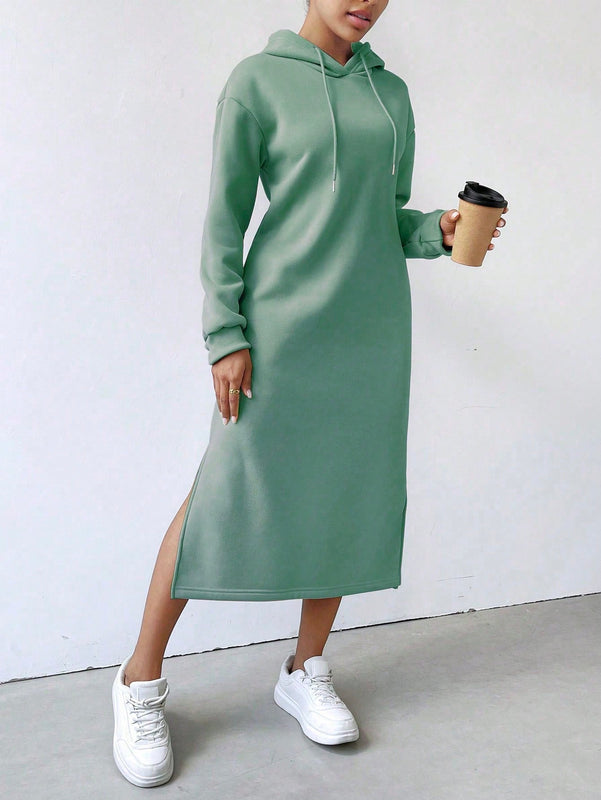 Relaxiva vestido sudadera casual de felpa con capucha, manga larga, bajo con abertura, cordon ajustable, estampado de lema para mujer, otono/invierno