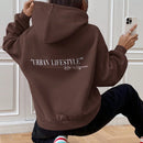 Ezwear sudadera con capucha de punto de manga larga con caida en los hombros y estampado de lema, otono/invierno para mujer