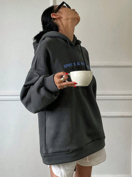 Dazy sudadera con capucha de felpa con estampado de letras, estilo casual y holgado para mujer