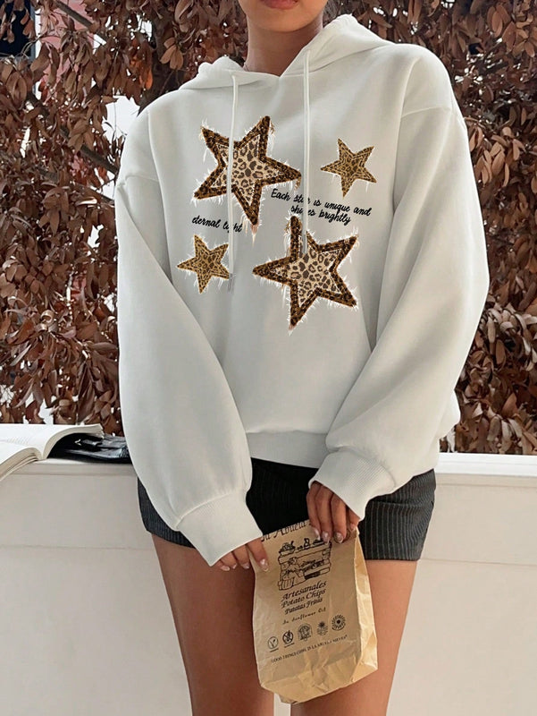 Ezwear sudadera holgada con capucha de felpa gruesa con estampado minimalista casual de leopardo y estrella en blanco para mujeres