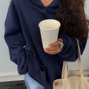 Dazy sudadera con capucha de felpa informal con adorno de letras de tendencia para mujeres