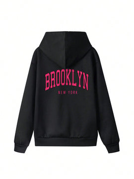 Sudadera con capucha informal y holgada para mujer con estampado de letra, manga larga, forro polar, disenada para un confort extremo, adecuada para usar en capas o sola para crear looks de moda, invierno