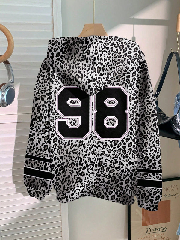 Muchic sudadera con capucha con estampado de leopardo minimalista informal, impreso en toda la prenda, otono invierno
