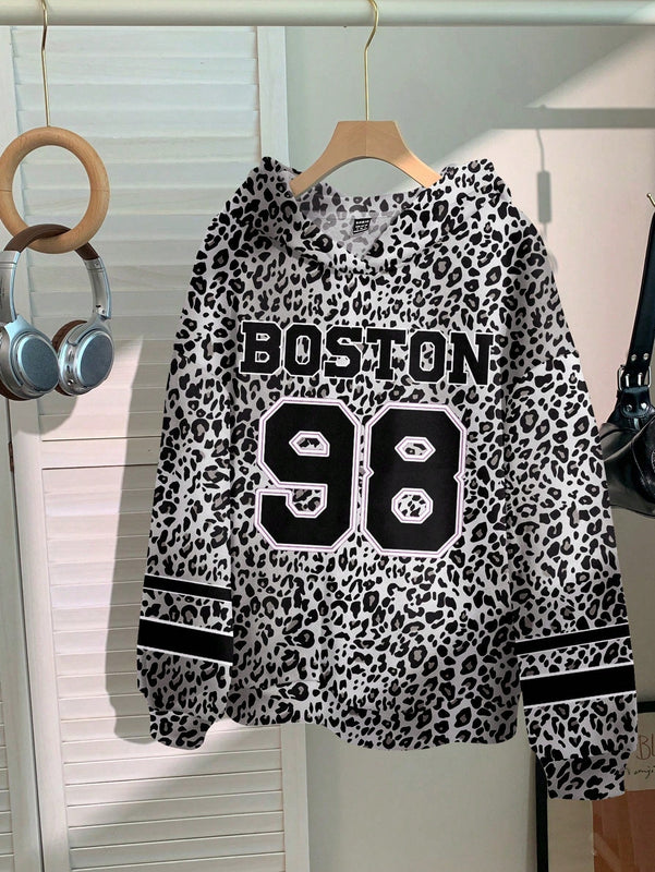 Muchic sudadera con capucha con estampado de leopardo minimalista informal, impreso en toda la prenda, otono invierno