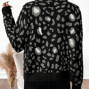 Essnce cardigan informal con botones al frente y hombros caidos con estampado de leopardo, apropiado para otono/invierno