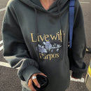 Dazy sudadera de felpa con estampado de letras de estilo callejero retro para mujer