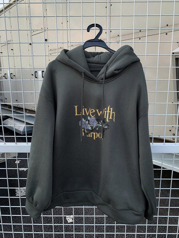 Dazy sudadera de felpa con estampado de letras de estilo callejero retro para mujer