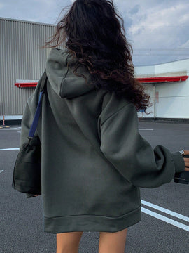 Dazy sudadera de felpa con estampado de letras de estilo callejero retro para mujer