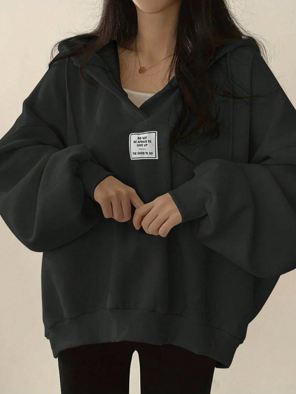 Ezwear sudadera con capucha de manga larga informal con estampado de letra, hombros caidos y cordon, para otono