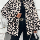 Frenchy chaqueta casual de mujer con estampado de leopardo, manga acampanada, para otono/invierno, de terciopelo con estampado de felpa (tela no esponjosa), con bolsillos delanteros con botones de color contrastante. chaqueta casual de manga larga