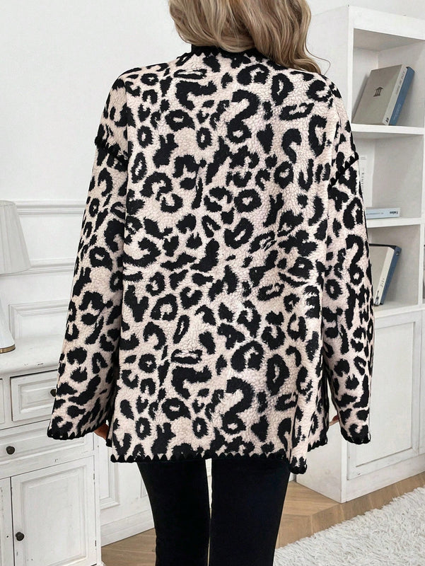 Frenchy chaqueta casual de mujer con estampado de leopardo, manga acampanada, para otono/invierno, de terciopelo con estampado de felpa (tela no esponjosa), con bolsillos delanteros con botones de color contrastante. chaqueta casual de manga larga