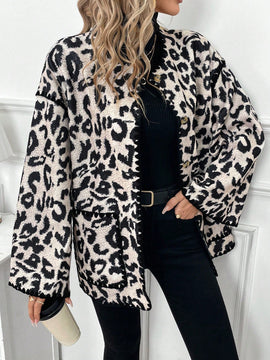 Frenchy chaqueta casual de mujer con estampado de leopardo, manga acampanada, para otono/invierno, de terciopelo con estampado de felpa (tela no esponjosa), con bolsillos delanteros con botones de color contrastante. chaqueta casual de manga larga