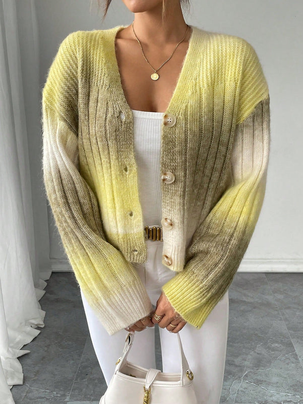 Relaxiva cardigan de punto con botones delanteros, manga larga, de color ombre, hecho de un hilado jaspeado y tejido de nervio