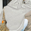 Ezwear sudadera holgada y casual de mujer con cremallera estampada con un gato lindo, sudadera con capucha negra de manga larga con hombros caidos