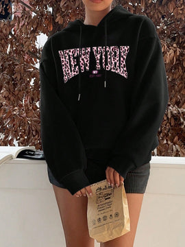 Ezwear sudadera holgada con capucha de felpa gruesa con estampado minimalista casual de leopardo y estrella en blanco para mujeres