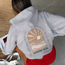Nuevo sueter con capucha informal y suelto con estampado de sol para mujer, invierno 2024. nuestro sueter con capucha para mujer combina un diseno elegante con telas suaves para actualizar tu guardarropa.