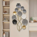 1 Pieza de Arte Metálico Grande para Pared - Diseño Floral 3D Apilado con Hojas en , Blanco y Dorado Gris, Colgante Vertical para Sala, Dormitorio o Comedor, Decoración Bohemia Moderna, Adorno para Habitaciones