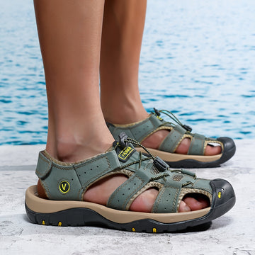 Sandalias de verano para hombre - Suela de goma ligera, antideslizante y duradera, parte superior de cuero auténtico transpirable, correas ajustables con gancho y bucle, zapatos de senderismo casuales para comodidad en todas las estaciones, sandalias de