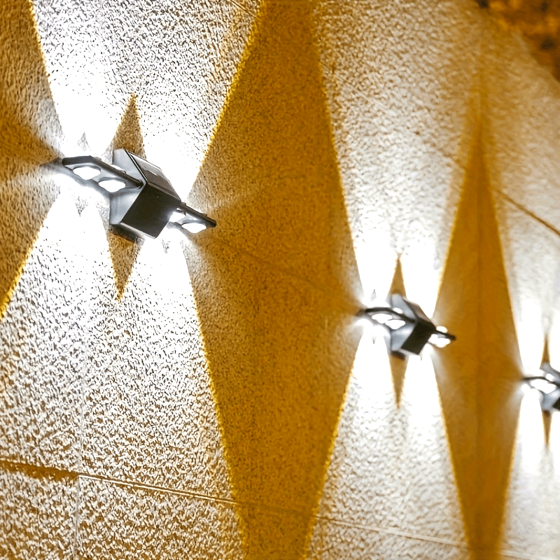 Lámpara de Pared Solar Montada con Espejo Convexo, Iluminación Externa LED para Paisajes Decorativos, Lámpara Solar Exterior para Patio, Jardín, Valla y Terraza, Decoración Festiva