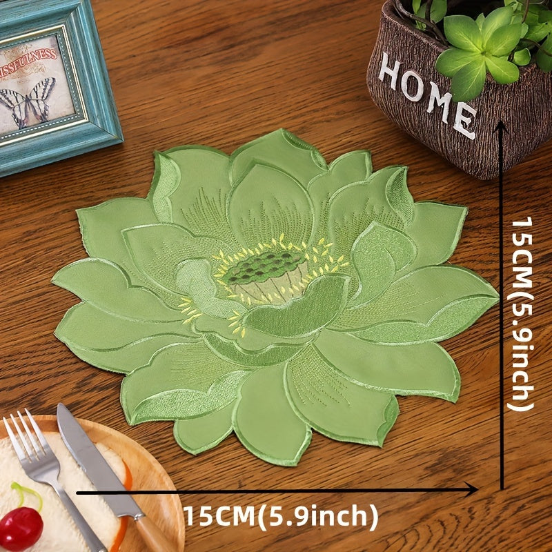 Camino de Mesa Bordado con Flores de Loto Elegante - Rojo Vivo, Blanco, Naranja, Rosa, Verde Mantel de Poliéster para Navidad, Fiestas, Bodas y Decoración del Hogar (15x15cm/30x30cm/35x35cm), Decoración Navideña