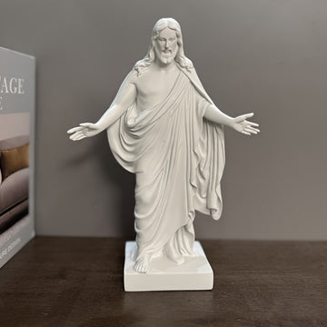 Estatua de Jesús de resina artesanal - Elegantes ropas blancas con halo dorado, decoración serena para interiores, perfecta para sala de estar, regalo ideal para Navidad, Acción de Gracias y devoción cristiana.
