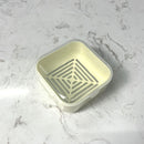 1pc Caja De Jabón Cuadrada De Plástico, Contenedor De Jabón De Viaje Con Tapa, Estuche De Jabón Portátil, Caja De Jabón Sellada A Prueba De Polvo, Plato De Jabón Con Drenaje Para Viajes, Camping, Gimnasio, Accesorios De Baño Esenciales