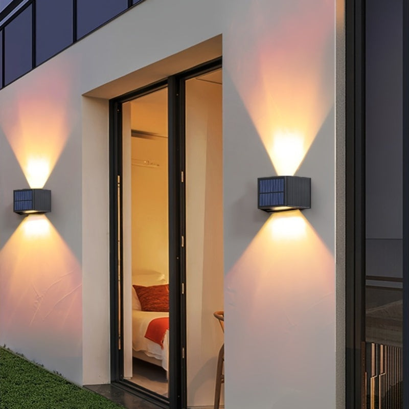 2 Paquetes de Luces Solares para Paredes - Iluminación LED Ajustable para Exterior, Batería Grande de 1200mAh, Operación Automática de Amanecer a Anochecer para Porche, Patio Trasero, Patio, Deck, Jardín, Muro de Contención, Camino, Luces Solares para Ex