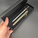 Estuche de exhibición de espada negra de lujo - 10,6" (26,49 cm) caja de almacenamiento de armas antiguas con diseño ornamentado, caja de regalo de cartón duro para cumpleaños, Navidad, Halloween y fiestas, regalo coleccionable, ideal para Navidad