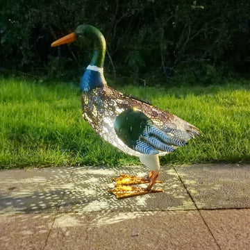 Estatuilla de pato de metal con energía solar, señuelo de garza con pátina, decoración resistente a la oxidación para jardín, hogar, oficina y fiestas temáticas, esculturas de grulla, decoración de escenas y festivales