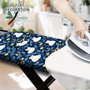 Accesorio de Planchado Decorativo 2D, Funda para Tabla de Planchar con Diseño de Gatos y Borde Elástico - Tamaño Estándar, Ideal para el Hogar o Regalo para Amantes del Artesanato, Accesorios para Lavandería, 1 Unidad (Tabla no Incluida), 2D Plano