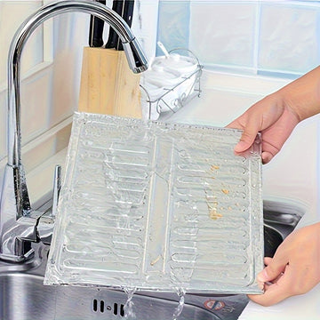 Protector de Encimera Autoadhesivo sin Taladro - Aleación de Aluminio Resistente a Altas Temperaturas, Antimanchas y Anti-moho con Bordes Verticales para Fácil Limpieza, Compatible con Estufas de Gas y Eléctricas, Solución Ahorradora de Espacio, Cubierta