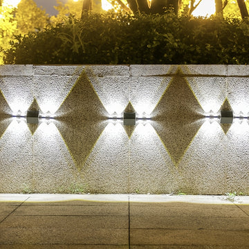 Lámpara de pared LED con energía solar y base desmontable - Iluminación exterior para jardín, terraza y patio, clasificada IP44, batería de níquel, montaje semi-inclinado, diseño de plástico negro, luz de decoración para jardín | Diseño de lámpara de par