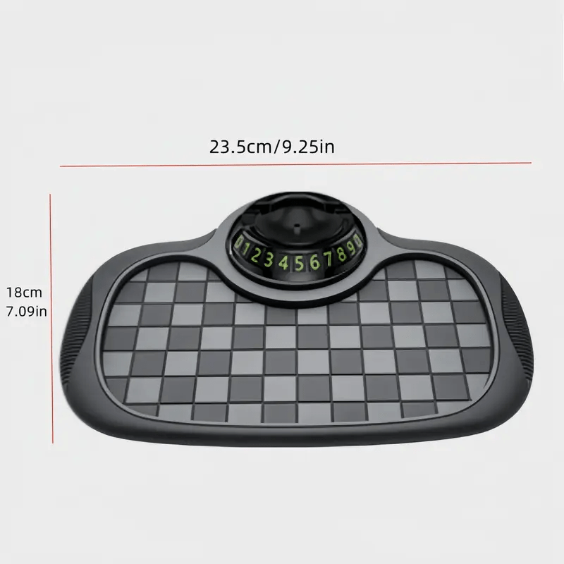 Alfombrilla para Salpicadero de Coche con Soporte Giratorio para Teléfono y Placa de Matrícula - Antideslizante en PVC, Alta Calidad, Diseño Ovalado Ergonómico para Mayor Agarre y Conducción Segura