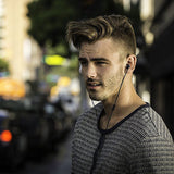 Audífonos JBL Manos libres Extra Bajo In Ear Contestar Finalizar Llamadas T110