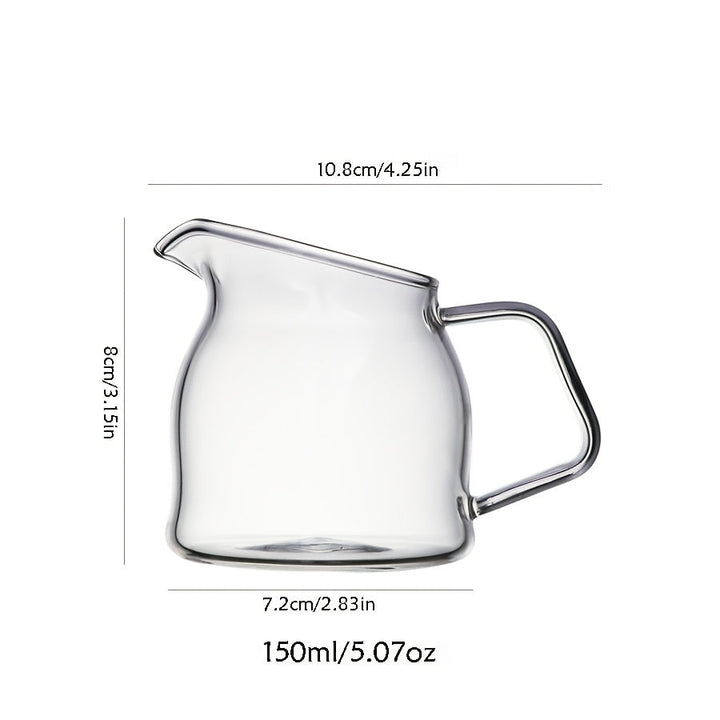 1 jarrita de vidrio mini con pico inclinado - apta para microondas, taza reutilizable para café, salsas, miel y jarabe - ideal para uso en casa y restaurante, resistente al calor, duradera y fácil de limpiar