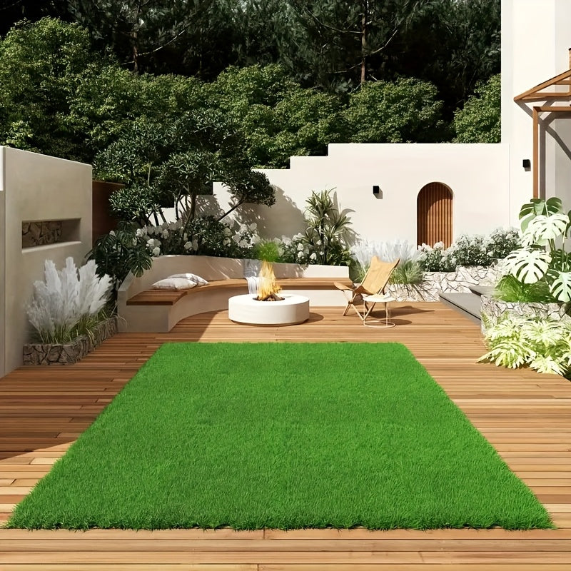 4 Rollos de Césped Artificial para Exteriores - con Agujeros de Drenaje y Base Negra Reforzada, Resistente a Alto Tráfico, Ideal para Patio, Jardín o Decoración de Bodas - Fácil Mantenimiento, Aspecto Natural, Uso Todo el Año