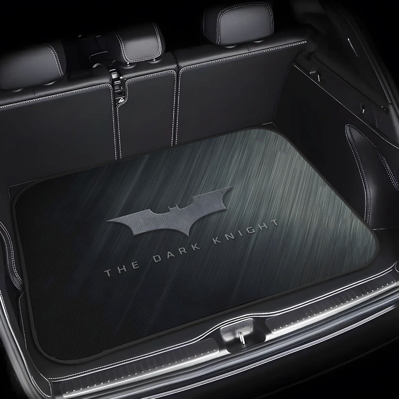 Alfombrillas para Maletero de Coche Warner Bros. Batman - Antideslizantes y Resistentes | Protector Lavable Amigable con Mascotas | Juego Premium de Forros para el Maletero (Regalo Ideal para Año Nuevo/Navidad/Día de San Valentín/Pascua/Carnaval/Cumpleañ