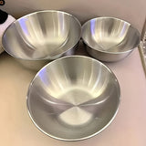 Juego de 3 tazones de acero inoxidable para ensaladas, tazones resistentes con diseño de vegetales, antirayaduras, acabado metálico cepillado redondo, ideales para cocinar, hornear, mezclar y almacenar alimentos, uso en cocina de casa o RV