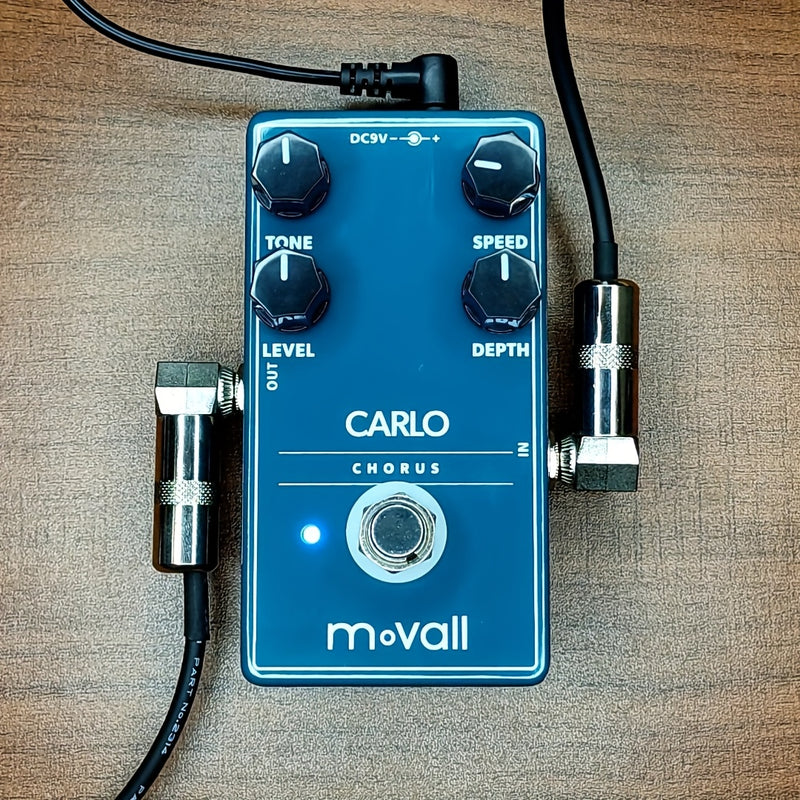 MOVALL MP112 Carlo Chorus Pedal de Efectos para Guitarra Analógica - Aleación de Aluminio, Diseño Azul y Blanco, Control de Manivela, No Requiere Batería, Ideal para Actuaciones en Vivo y Sesiones de Grabación, Accesorio para Actuaciones en Vivo | Pedal