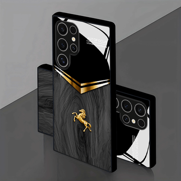 Funda de vidrio versátil con diseño de caballo dorado en relieve para Samsung Galaxy S25/S25 Plus/S25 Ultra/S24/S24 FE/S24 Plus/S24 Ultra/S23+/S23 Ultra/S22+/S22 Ultra/S20+/S20 FE/S20 Ultra/A13/A14/A16/A32/A33/A34/A53/A54/A72/A73 5G - Estilo premium