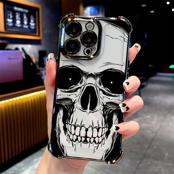 Un aterrador estuche de teléfono con calavera negra adecuado para modelos de for iphone 16, 15, 14, 13, 12, 11 Pro Max, X, XR, XS Max, 8 y 32 Plus, con un respaldo transparente suave para proteger contra caídas