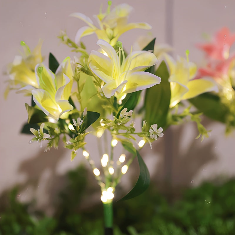 Lámpara solar con 7 flores de lirio y 42 cuentas, decoración rosa para jardín, patio y exterior