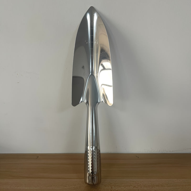 Juego de herramientas de jardinería de acero inoxidable - Pala, rastrillo y cuchara de tierra duraderas con marcas de escala, adecuadas para plantar en casa, rastrillar y cavar | Mango ergonómico | Herramientas de jardinería esenciales