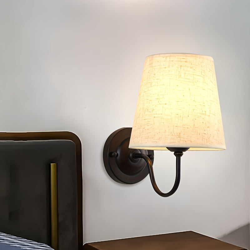 Juego de 2 Apliques de Pared con Pantalla de Lino Estilo Retro Moderno - Iluminación Semienterrada en Metal Pulido para Dormitorio, Sala de Estar, Hotel, Restaurante - Enchufe E26/E27 Cableado Directo (Bombillas No Incluidas), Luces para Salón
