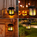Linternas colgantes con energía solar para exteriores, paquete de 2 luces de velas parpadeantes de plástico, iluminación decorativa impermeable para porche, mesa de patio, panel solar no extraíble, batería de níquel de 400 mAh