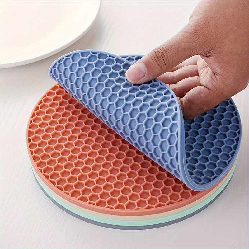 Tapete de Silicona, Trípode de Silicona, Juego de Agarraderas Resistentes al Calor, 2 Tamaños, Almohadilla Antideslizante Multifuncional, Adecuada para Hot Pot, Plato Caliente, Abridor de Botellas, Adecuada para Aislamiento Térmico de Cocina, Soporte par