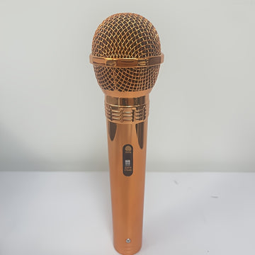 Microfono Profesional BETA 77A Dorado con Cable y Interruptor - Sonido HD Alimentado por USB, Conector de 6.35mm para Karaoke, Grabacións e Interpretaciones en Vivo - Micrófono Dinámico Portátil con Clip & Soporte Ajustable, Acabado Brillante, Construcci