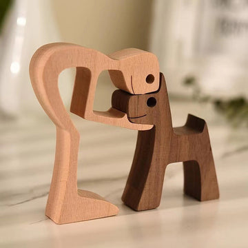 Figura de Perro de Madera Hecha a Mano - Escultura Encantadora de Familia y Mascota para Decoración de Hogar u Oficina, Regalo Perfecto para San Valentín o Navidad