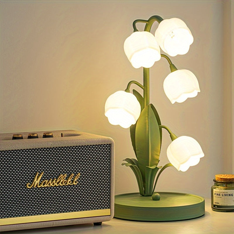 [Lámpara de Mesa de Flor Suzuran con Alimentación USB] Diseño de Flores Artificiales, Acabado Metálico Mate, Iluminación Decorativa Artística, Control con Botón de Encendido, Incluye Interfaz de Alimentación