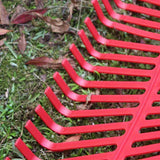 Rastrillo de Plástico Resistente con Mango Ergonómico Naranja - Herramienta de Gran Capacidad para Hojas Otoñales, Cortacésped y Mantenimiento del Jardín, Sin Necesidad de Electricidad